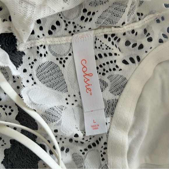 Colsie Lace Bralette - Picture 3 of 4